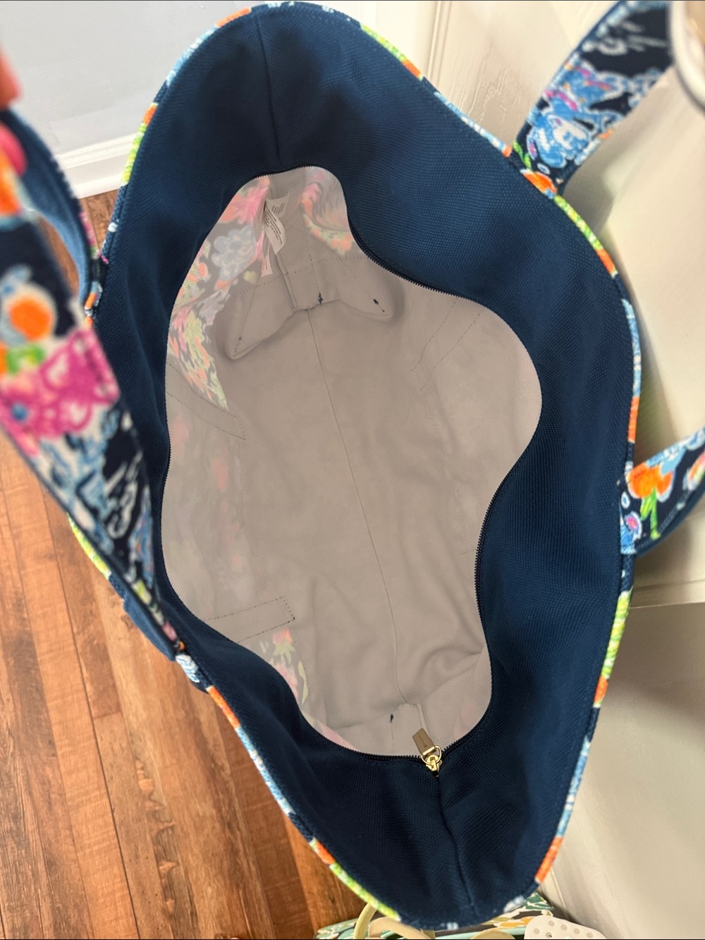 Lilly Pulitzer Disney Tote Bag - Picture 6 of 10